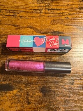 MAC x Minnie & Daisy Shimmery Pink Lipglass Gloss